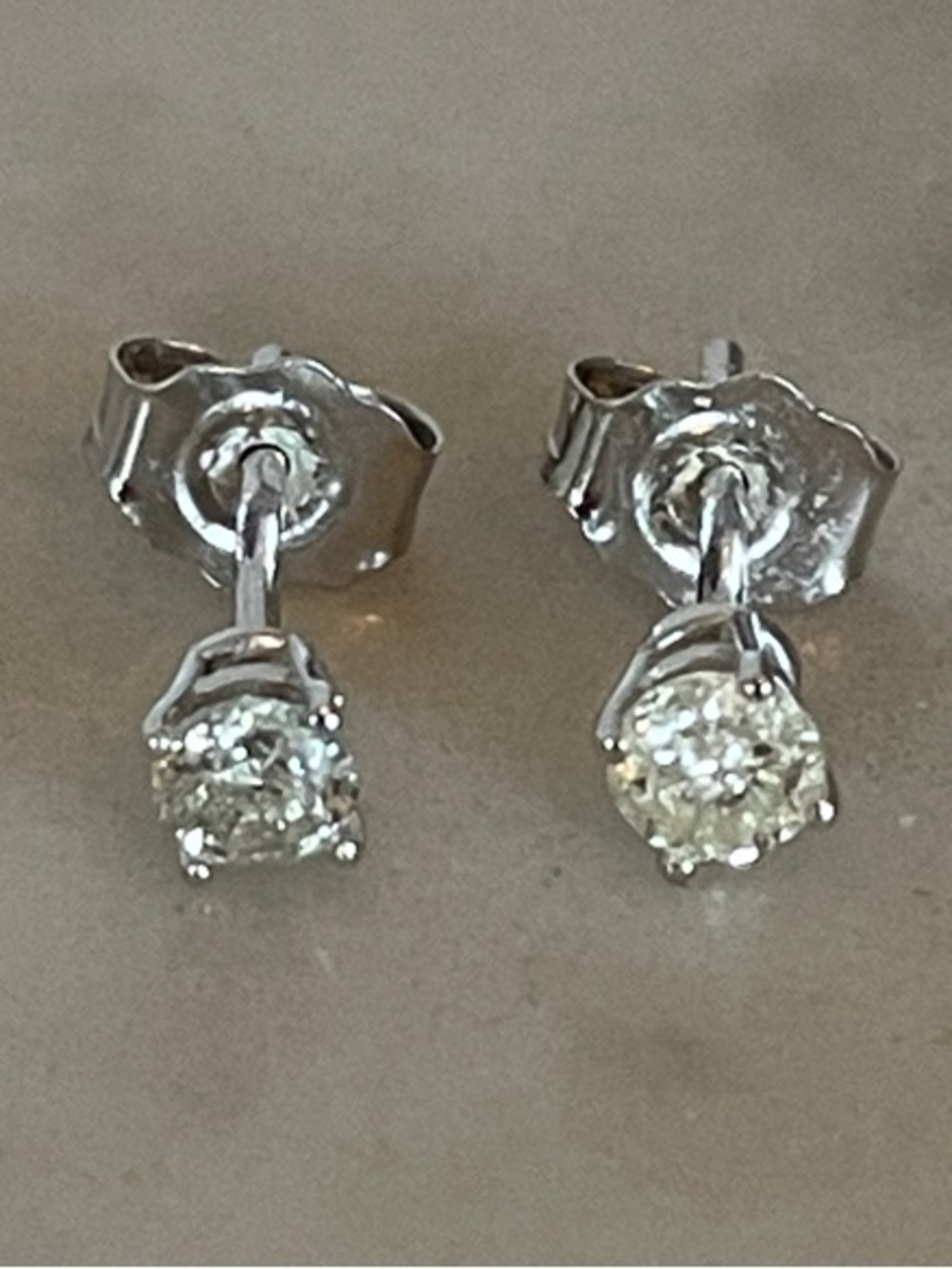 VINTAGE White Round Diamond Stud Silver Earrings